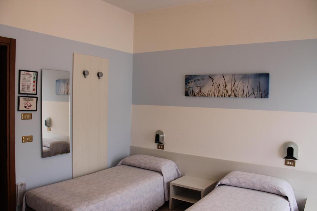 Hotel O'Scugnizzo 2 Belluno Luaran gambar