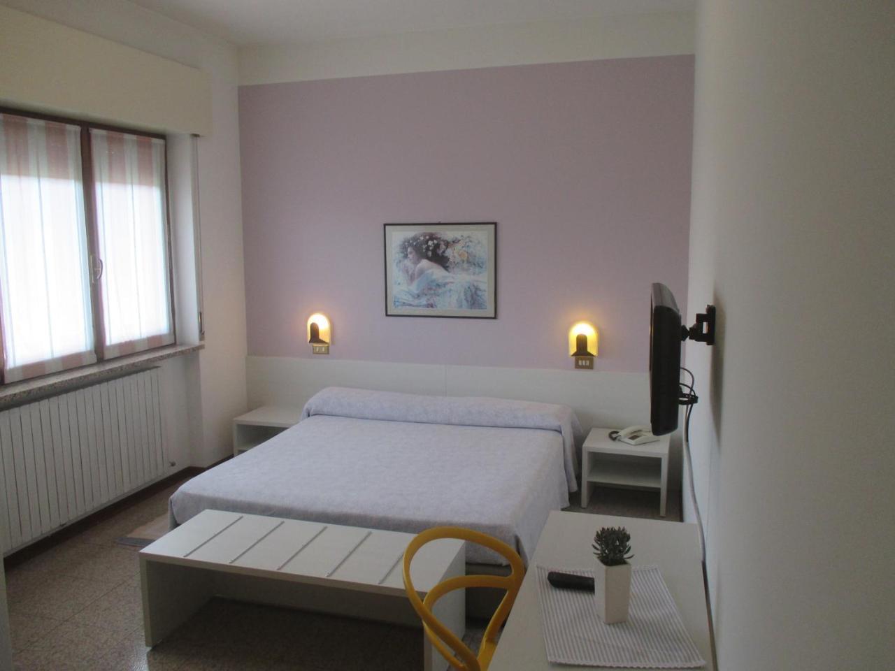 Hotel O'Scugnizzo 2 Belluno Luaran gambar