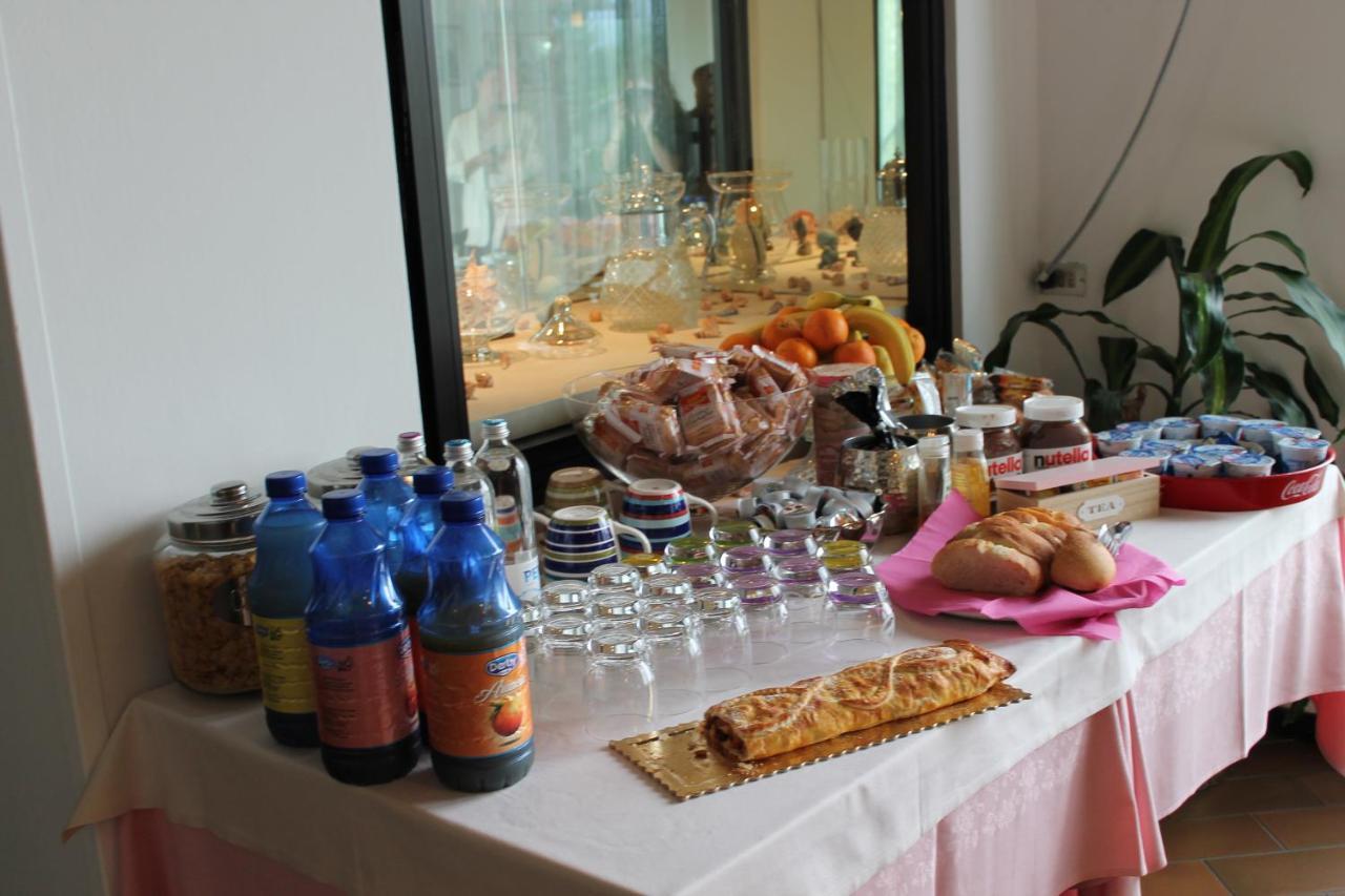 Hotel O'Scugnizzo 2 Belluno Luaran gambar